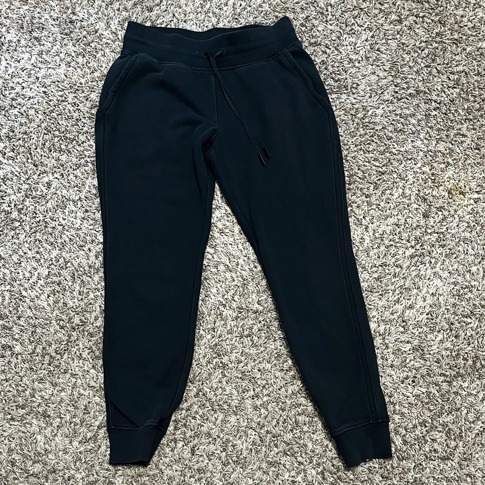 Lululemon Warm Down Jogger II Size 6 - Picture 3 of 10